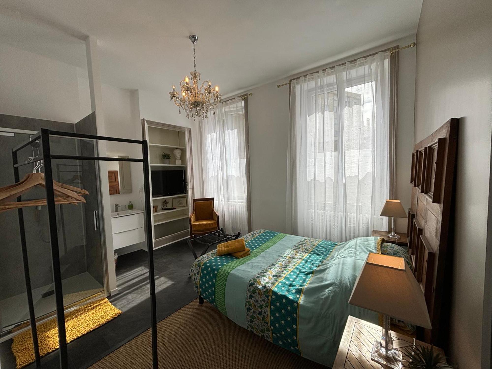 Châteauroux Maison A La Guitarde - Hotel Particulier Hippolyte מראה חיצוני תמונה