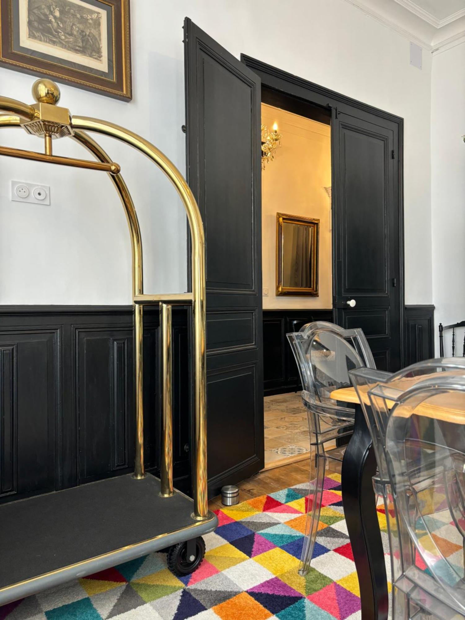 Châteauroux Maison A La Guitarde - Hotel Particulier Hippolyte מראה חיצוני תמונה